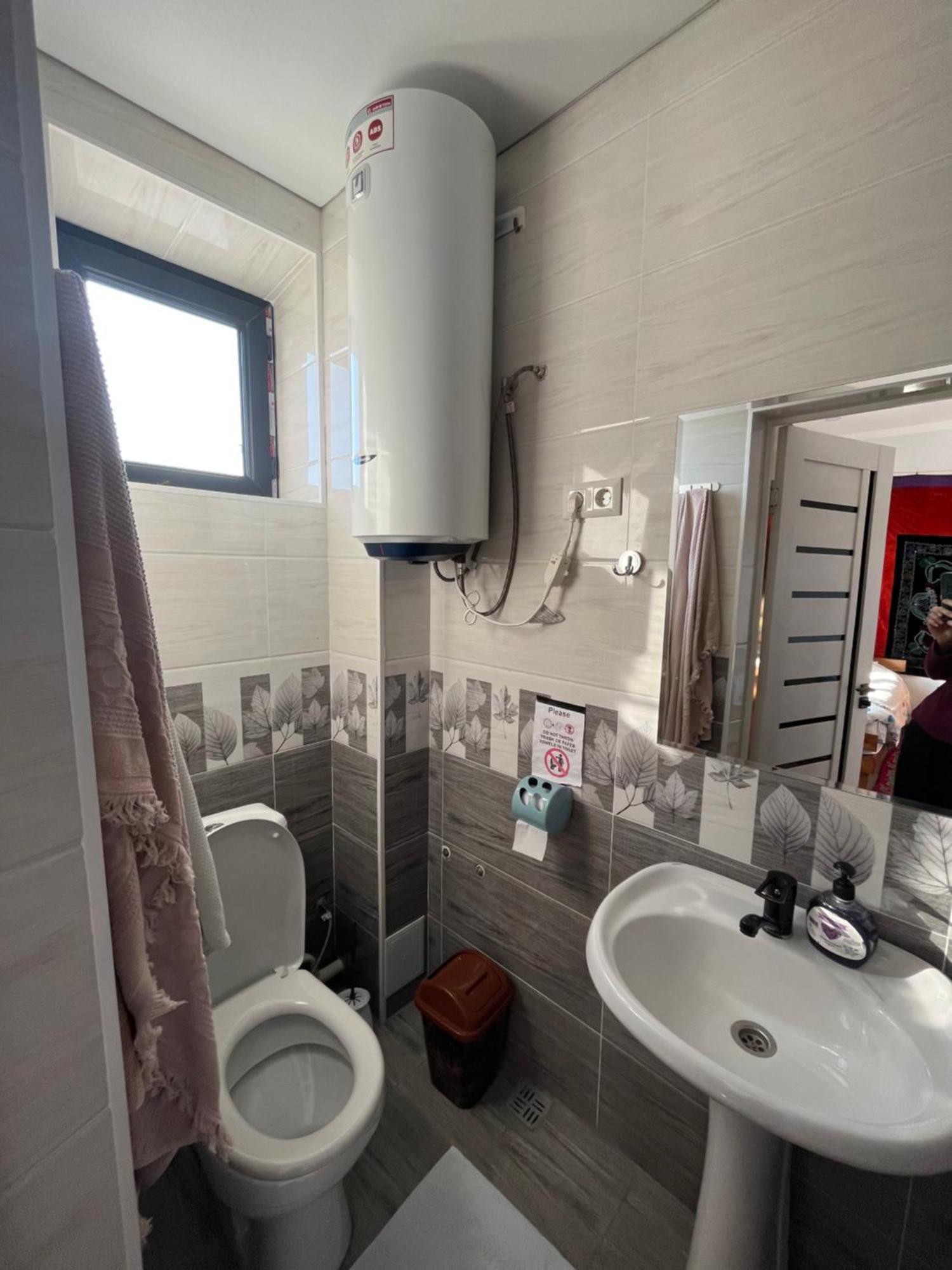 Tuenduek Guest House, Каракол Екстер'єр фото