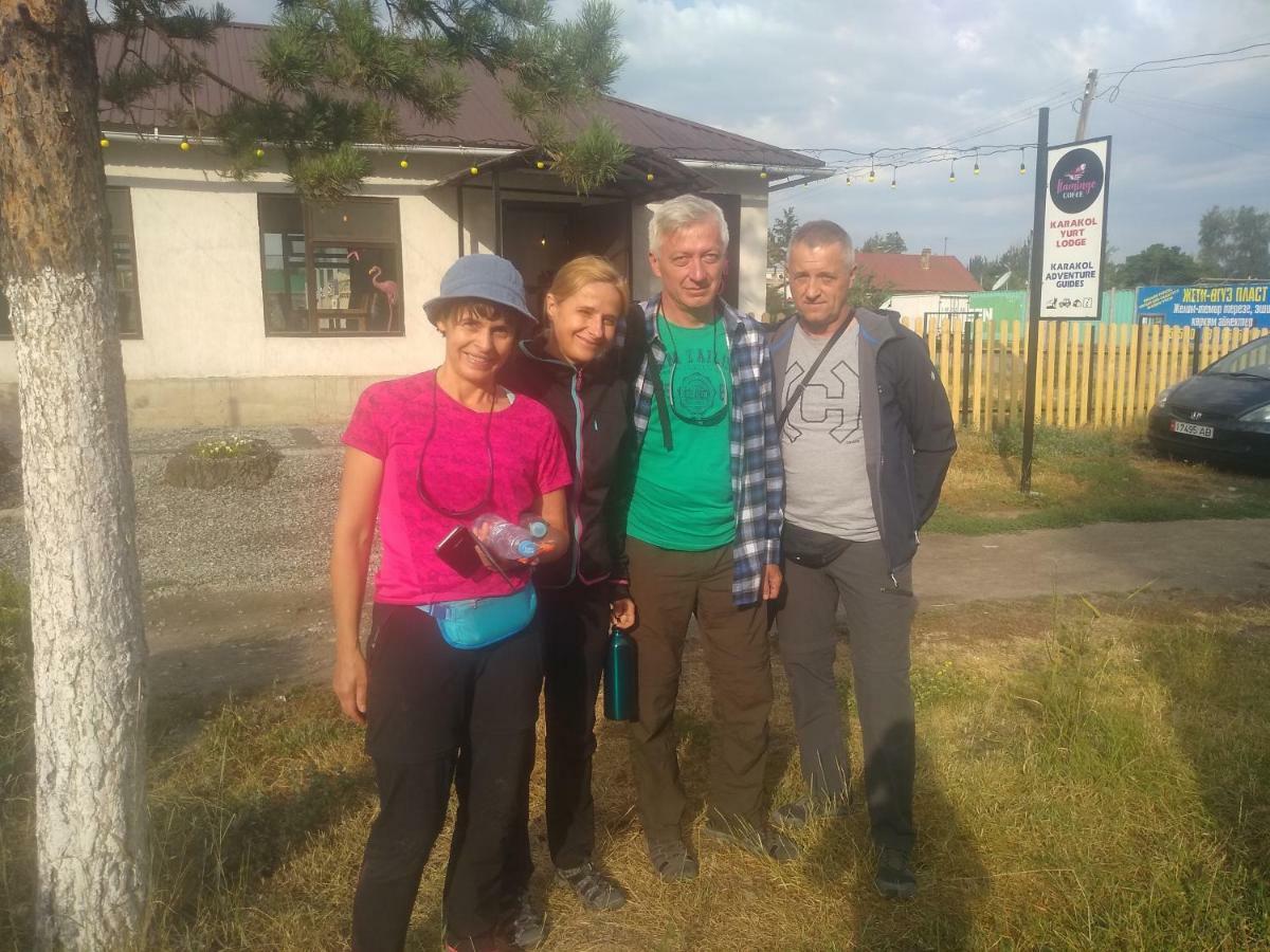 Tuenduek Guest House, Каракол Екстер'єр фото